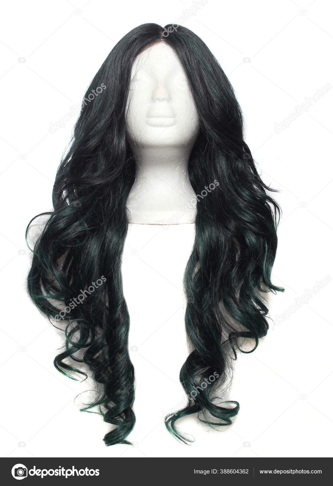 Black Green Wig Mannequin Head White Background Stock Photo by ©Marti157900  388604362